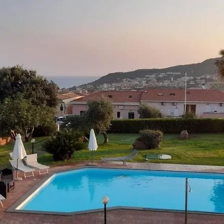 Penthouse Stefania With Big Pool Apartment