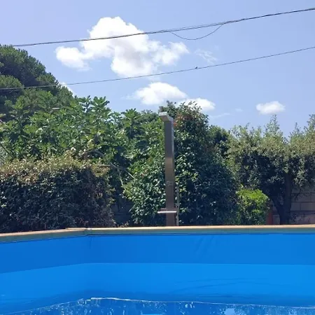 アパート Stefania Exclusive Penthouse With Pool And Private Garden