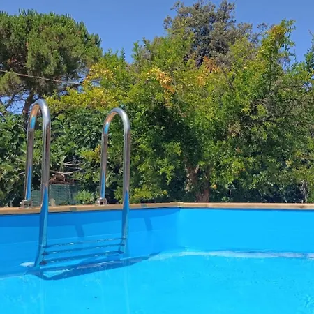 アパート Stefania Exclusive Penthouse With Pool And Private Garden カステルサルド